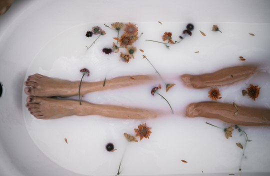 Prendre des bains chauds pour transpirer