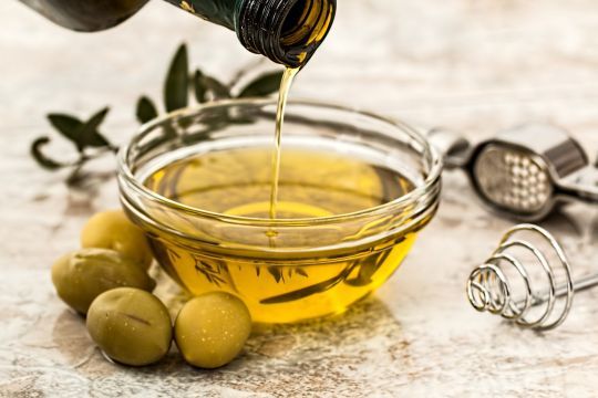 L'huile d'olive vierge est riche en oméga 9.