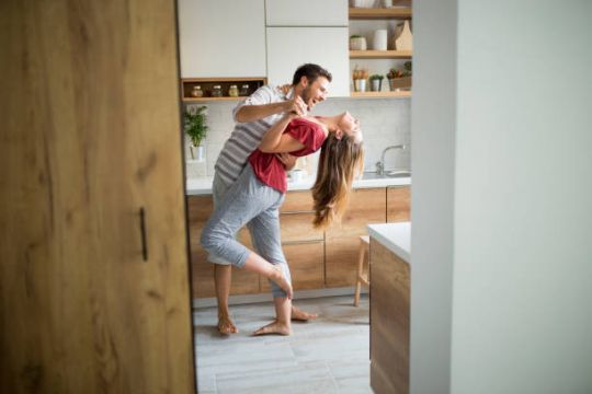 Danser l'amour avec humour